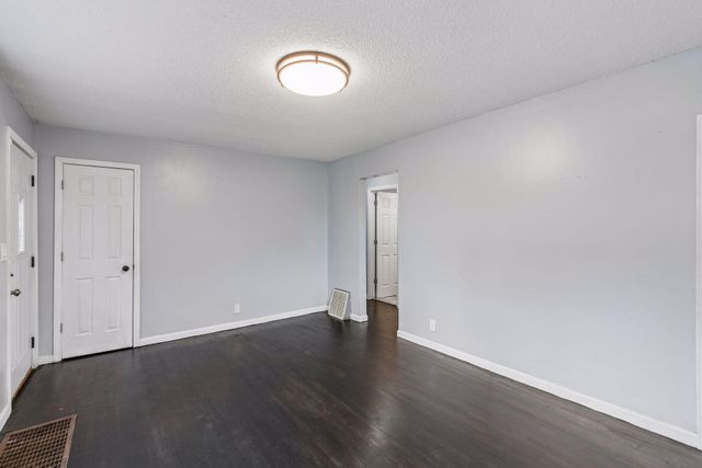 5149 University Avenue NE, Columbia Heights, MN 55421