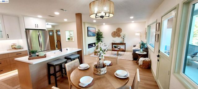 3033 Golden Rain 4, Walnut Creek, CA 94595