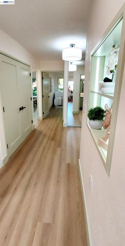 3033 Golden Rain 4, Walnut Creek, CA 94595