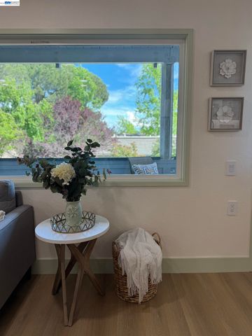 3033 Golden Rain 4, Walnut Creek, CA 94595