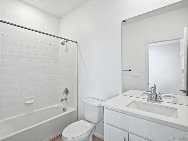 1608 Rumley Creek Drive, Windsor, CO 80550