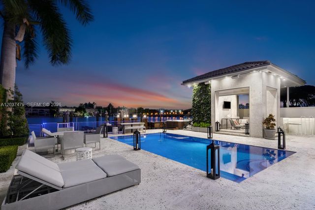 176 S Hibiscus Drive, Miami Beach, FL 33139