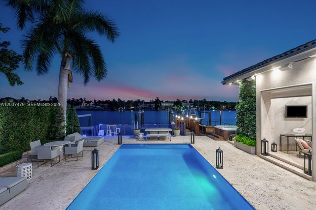 176 S Hibiscus Drive, Miami Beach, FL 33139