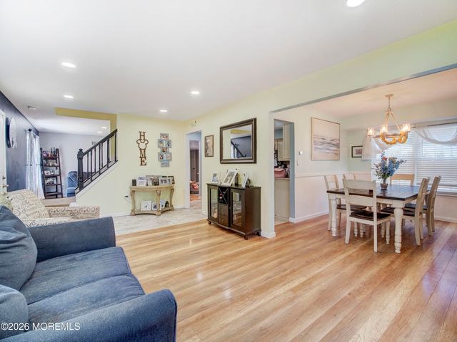 872 Yellowbank Road, Toms River, NJ 08753