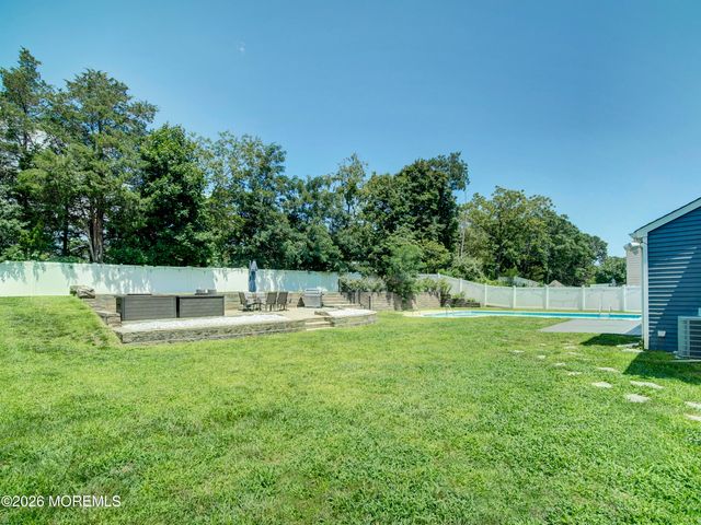 872 Yellowbank Road, Toms River, NJ 08753