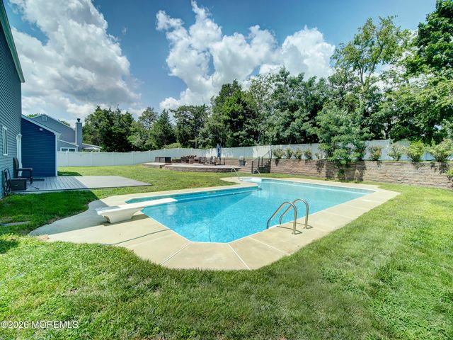 872 Yellowbank Road, Toms River, NJ 08753