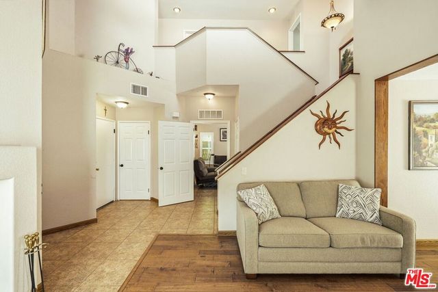15301 Bittner Place, Moorpark, CA 93021