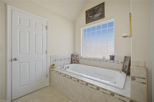 4829 Hook LN, Virginia Beach, VA 23455