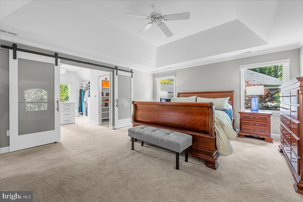 Image 27 of property listing at 4 DEER TRAIL CT, Gaithersburg, MD 20878
