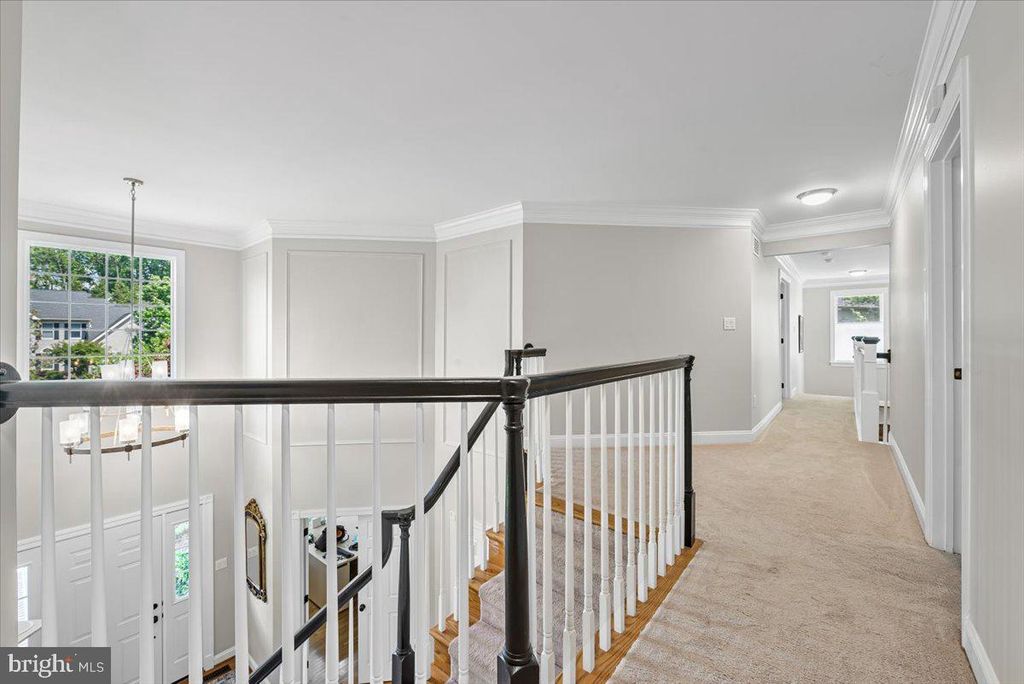 Image 47 of property listing at 4 DEER TRAIL CT, Gaithersburg, MD 20878