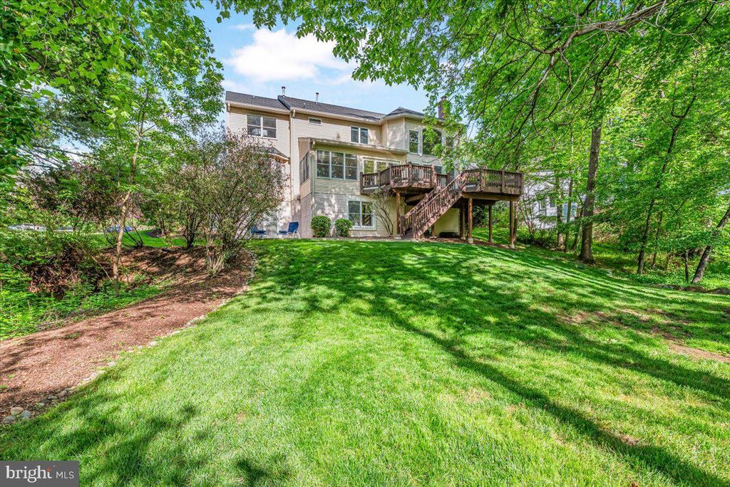 Image 64 of property listing at 4 DEER TRAIL CT, Gaithersburg, MD 20878