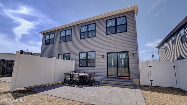 49 Atlantic Avenue B, Aberdeen, NJ 07747