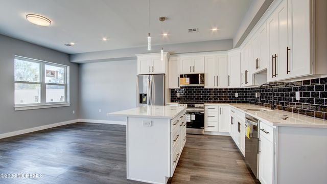 49 Atlantic Avenue B, Aberdeen, NJ 07747