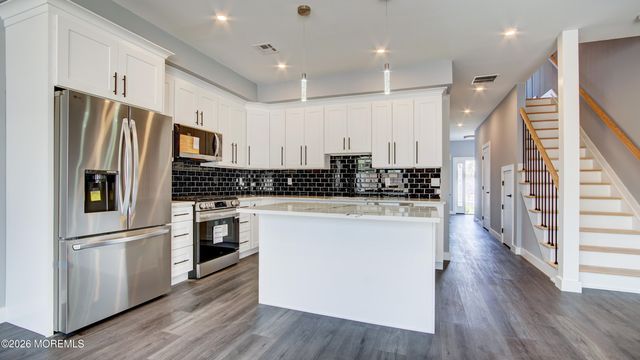 49 Atlantic Avenue B, Aberdeen, NJ 07747