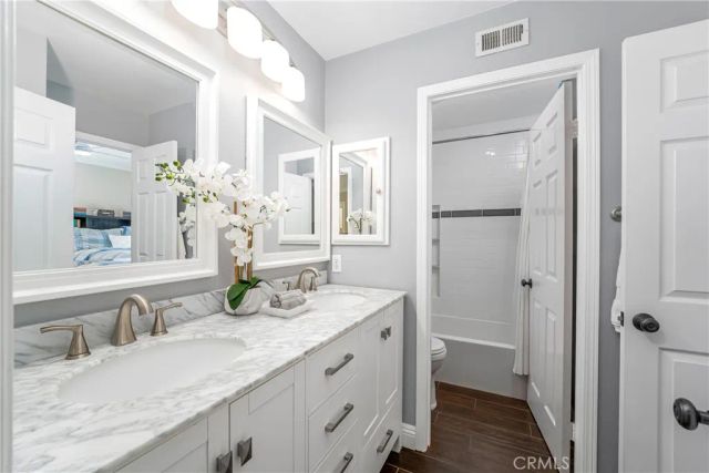 27 Chisholm Trail, Trabuco Canyon, CA 92679
