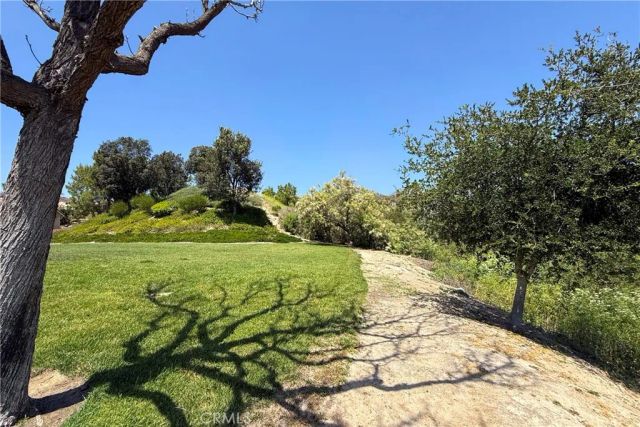 27 Chisholm Trail, Trabuco Canyon, CA 92679