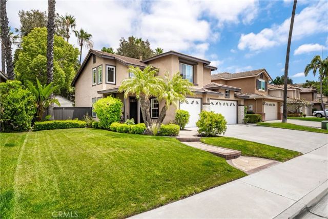 27 Chisholm Trail, Trabuco Canyon, CA 92679