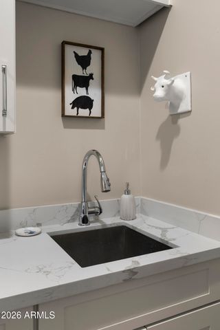 3020 S DIAMOND Drive, Chandler, AZ 85286