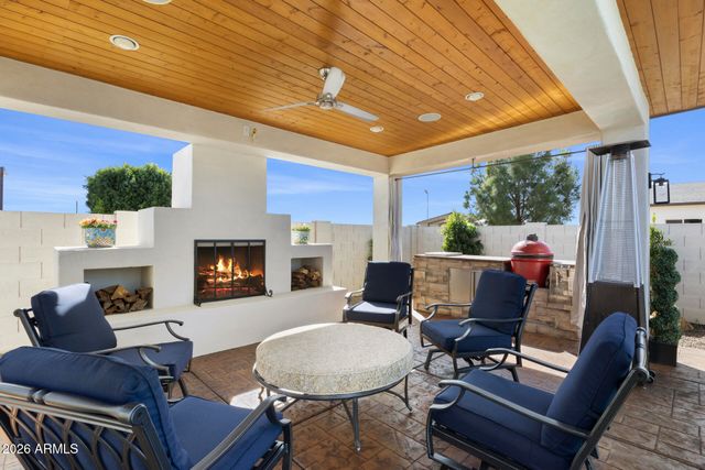 3020 S DIAMOND Drive, Chandler, AZ 85286