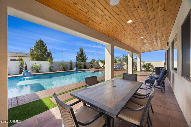 3020 S DIAMOND Drive, Chandler, AZ 85286