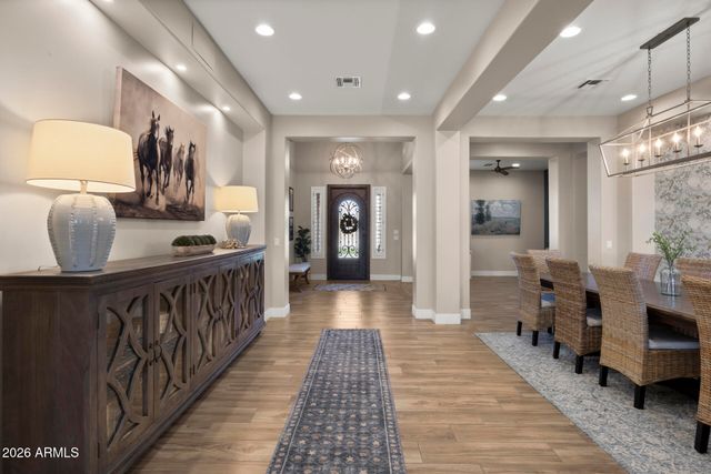 3020 S DIAMOND Drive, Chandler, AZ 85286