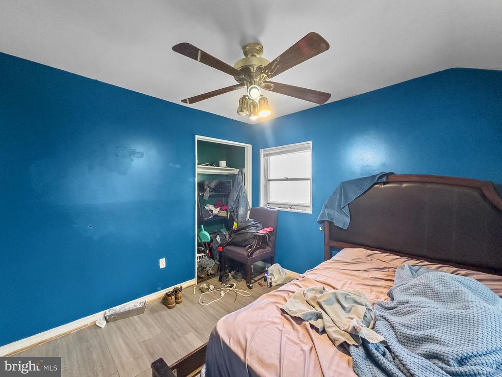 Image 10 of property listing at 6003 LONGFELLOW ST, Riverdale, MD 20737