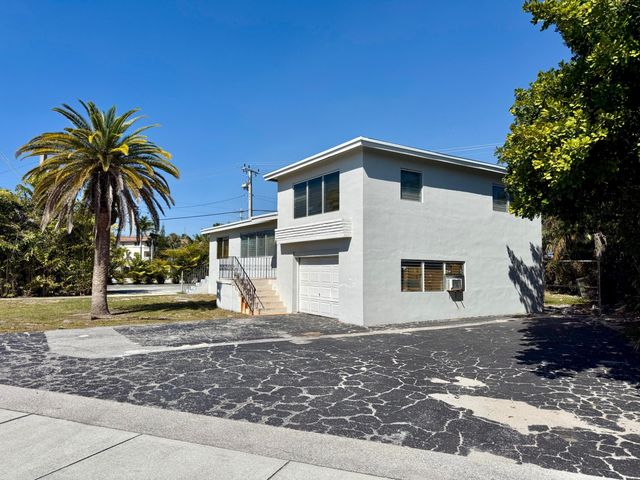 401 NE 15th Terrace, Boca Raton, FL 33432