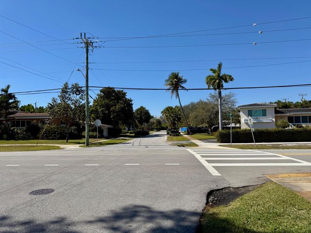 401 NE 15th Terrace, Boca Raton, FL 33432