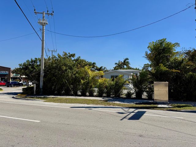 401 NE 15th Terrace, Boca Raton, FL 33432