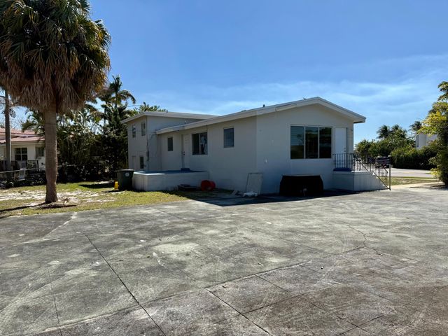 401 NE 15th Terrace, Boca Raton, FL 33432