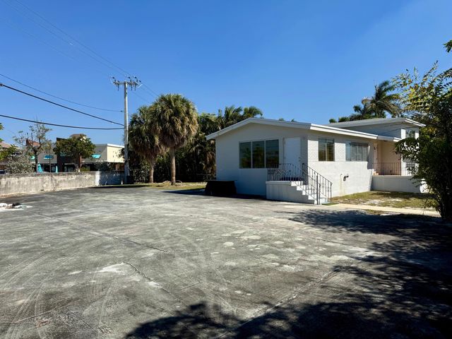 401 NE 15th Terrace, Boca Raton, FL 33432