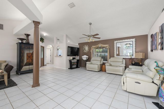 24 Egan Drive, Palm Coast, FL 32164