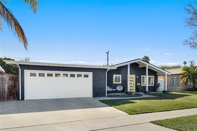 10212 Pua Drive, Huntington Beach, CA 92646