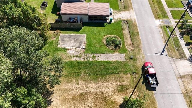 1404 9th Street, Orange, TX 77630