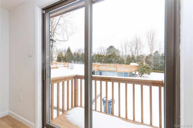 20 Lake Road, Mahopac, NY 10541