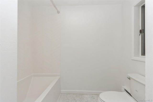 20 Lake Road, Mahopac, NY 10541