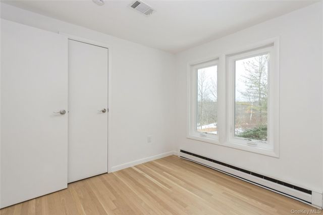 20 Lake Road, Mahopac, NY 10541