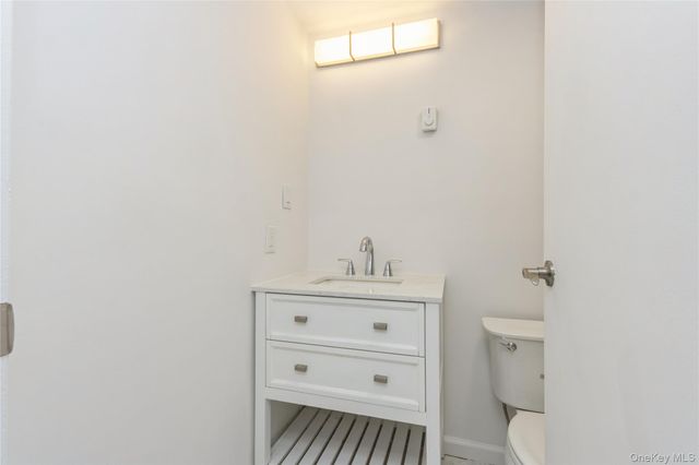 20 Lake Road, Mahopac, NY 10541