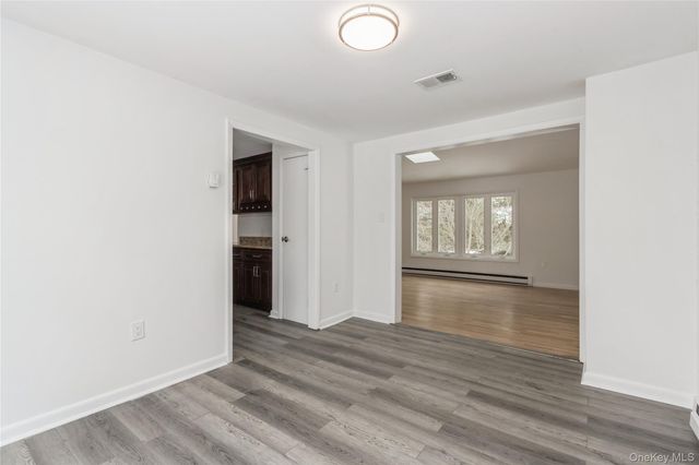 20 Lake Road, Mahopac, NY 10541