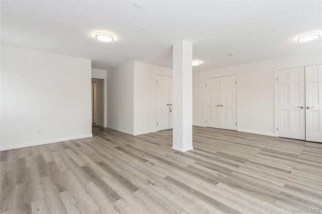 20 Lake Road, Mahopac, NY 10541