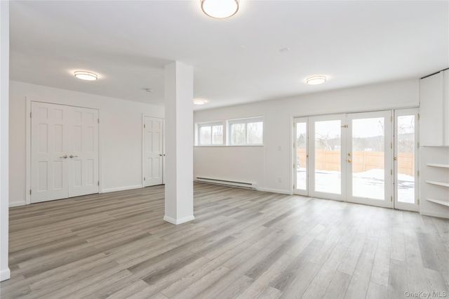 20 Lake Road, Mahopac, NY 10541