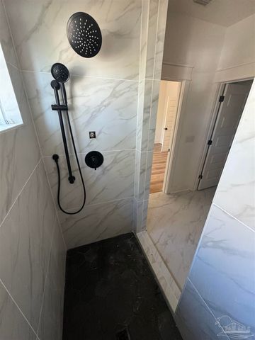 1210 E Jordan St, Pensacola, FL 32503