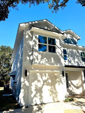 1210 E Jordan St, Pensacola, FL 32503