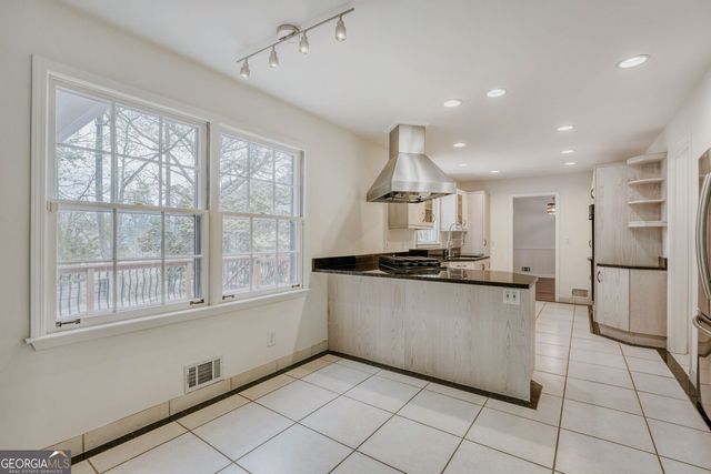 2662 Stonehenge Way, Atlanta, GA 30360