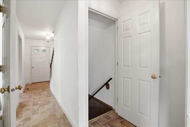 1922 CARLTON DR, Lebanon, PA 17042