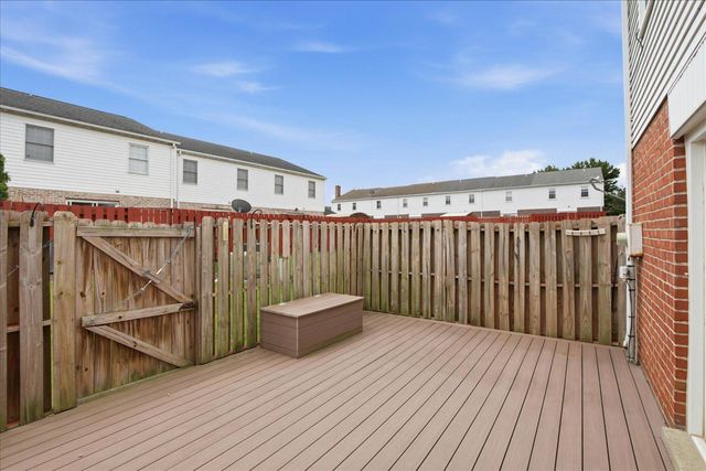 1922 CARLTON DR, Lebanon, PA 17042
