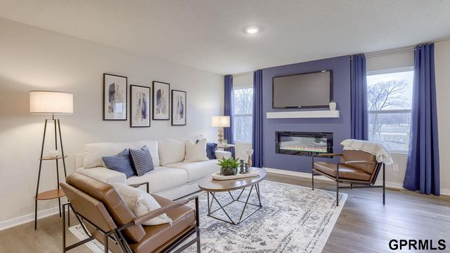 18821 Ogden Street, Elkhorn, NE 68022