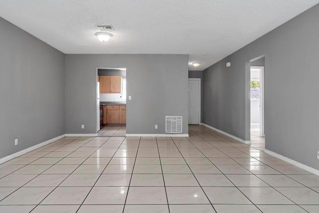 915 S N Street, Lake Worth Beach, FL 33460