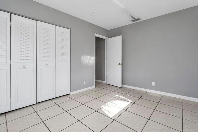 915 S N Street, Lake Worth Beach, FL 33460