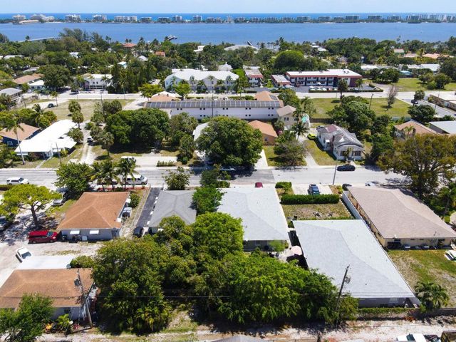 915 S N Street, Lake Worth Beach, FL 33460